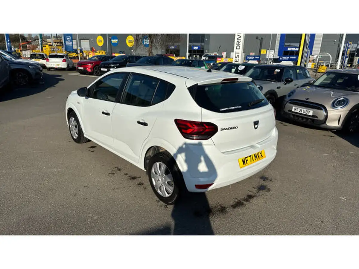 2021-dacia-sandero-10-tce-essential-90bhp-big-34
