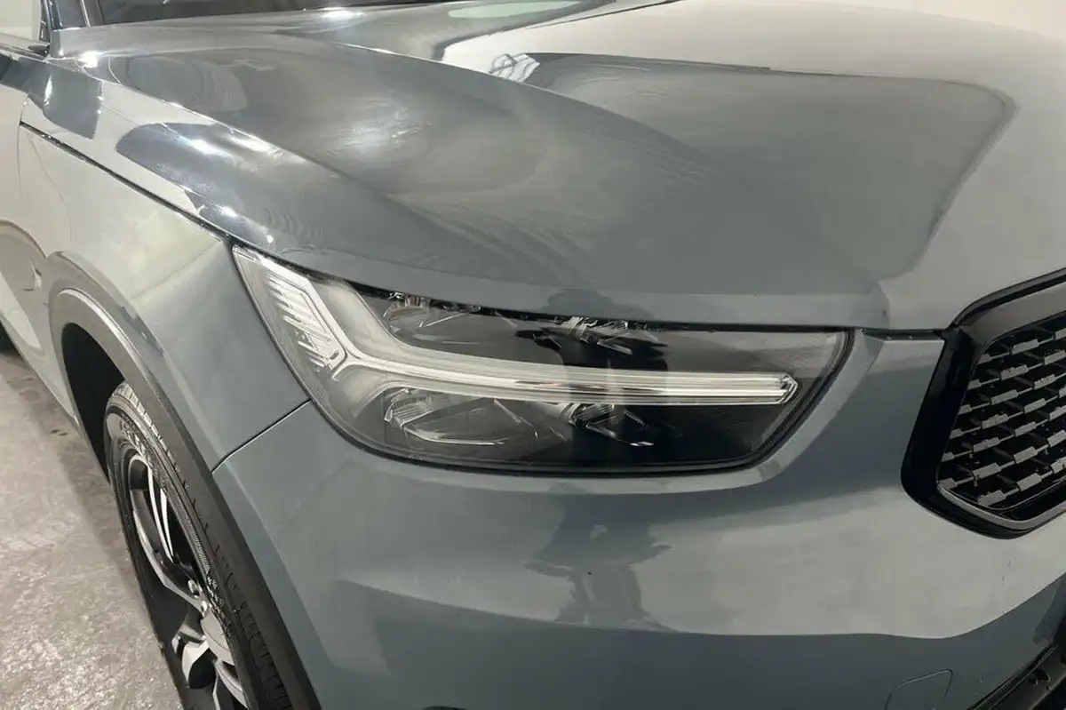 2022-volvo-xc40-15-t3-r-design-auto-big-15