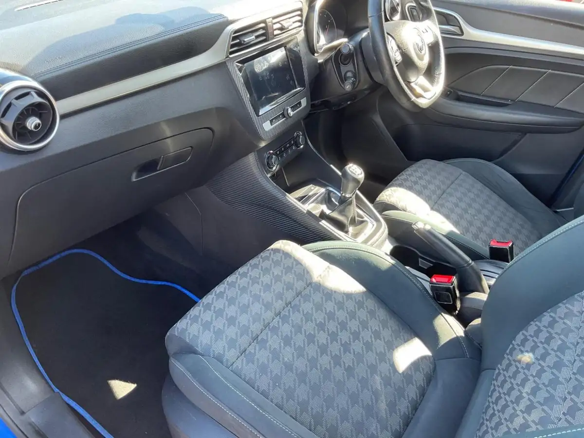 2018-mg-zs-suv-15-vti-tech-excite-big-14