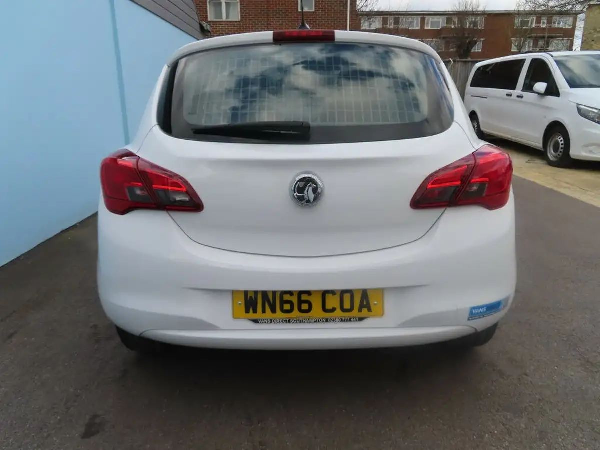 2016-vauxhall-corsavan-13td-startstop-ecoflex-l1h1-panel-big-15