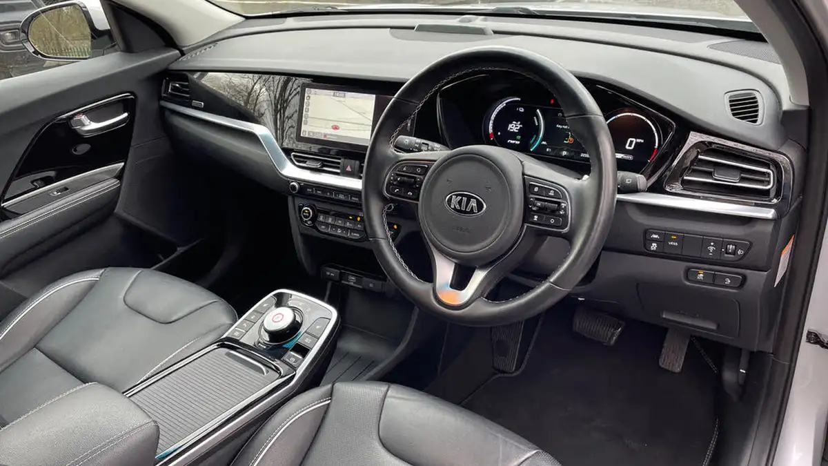 2021-kia-e-niro-ev-3-big-8