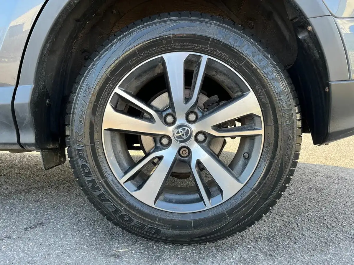 2016-toyota-rav4-20d-4d-business-edition-tss-navi-big-16