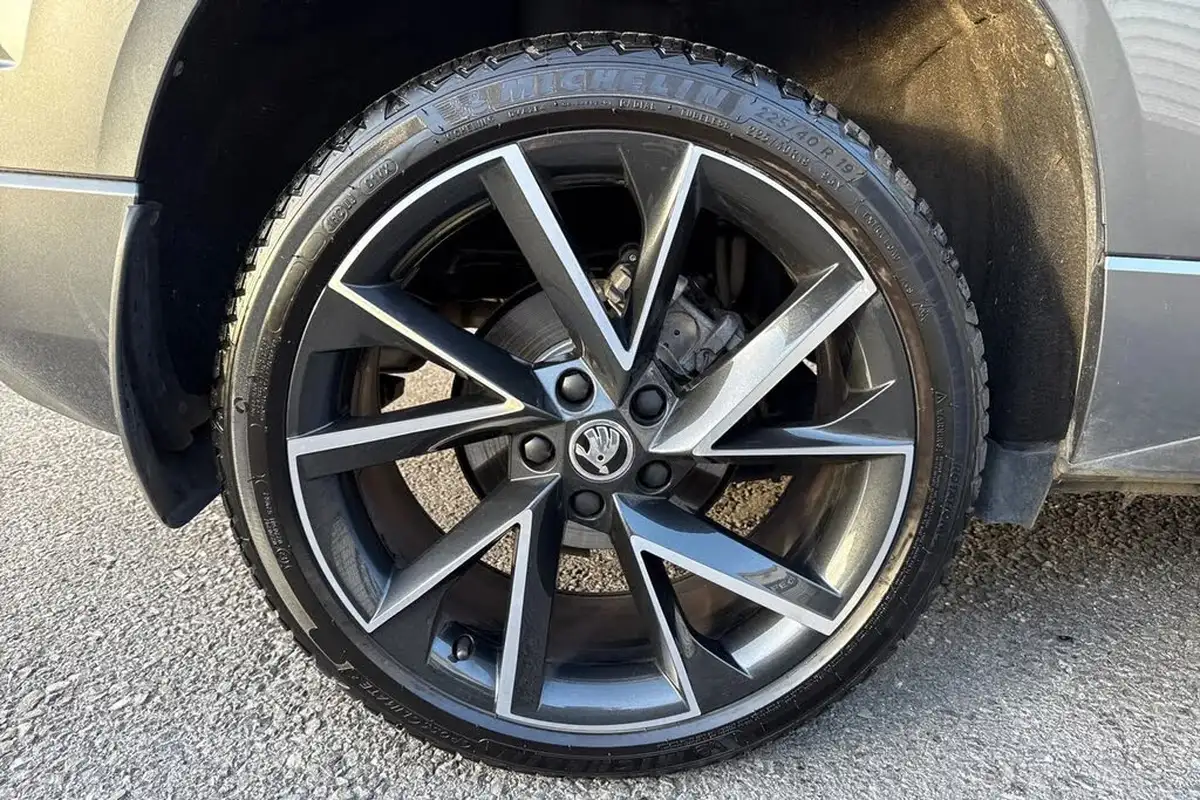 2023-skoda-karoq-15-tsi-sportline-dsg-big-23