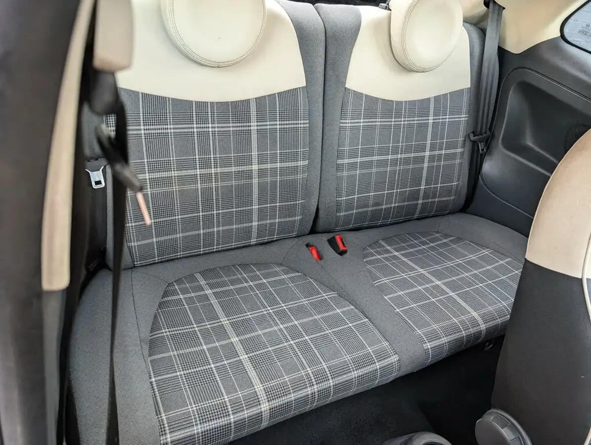 2015-fiat-500-12-lounge-ss-big-8