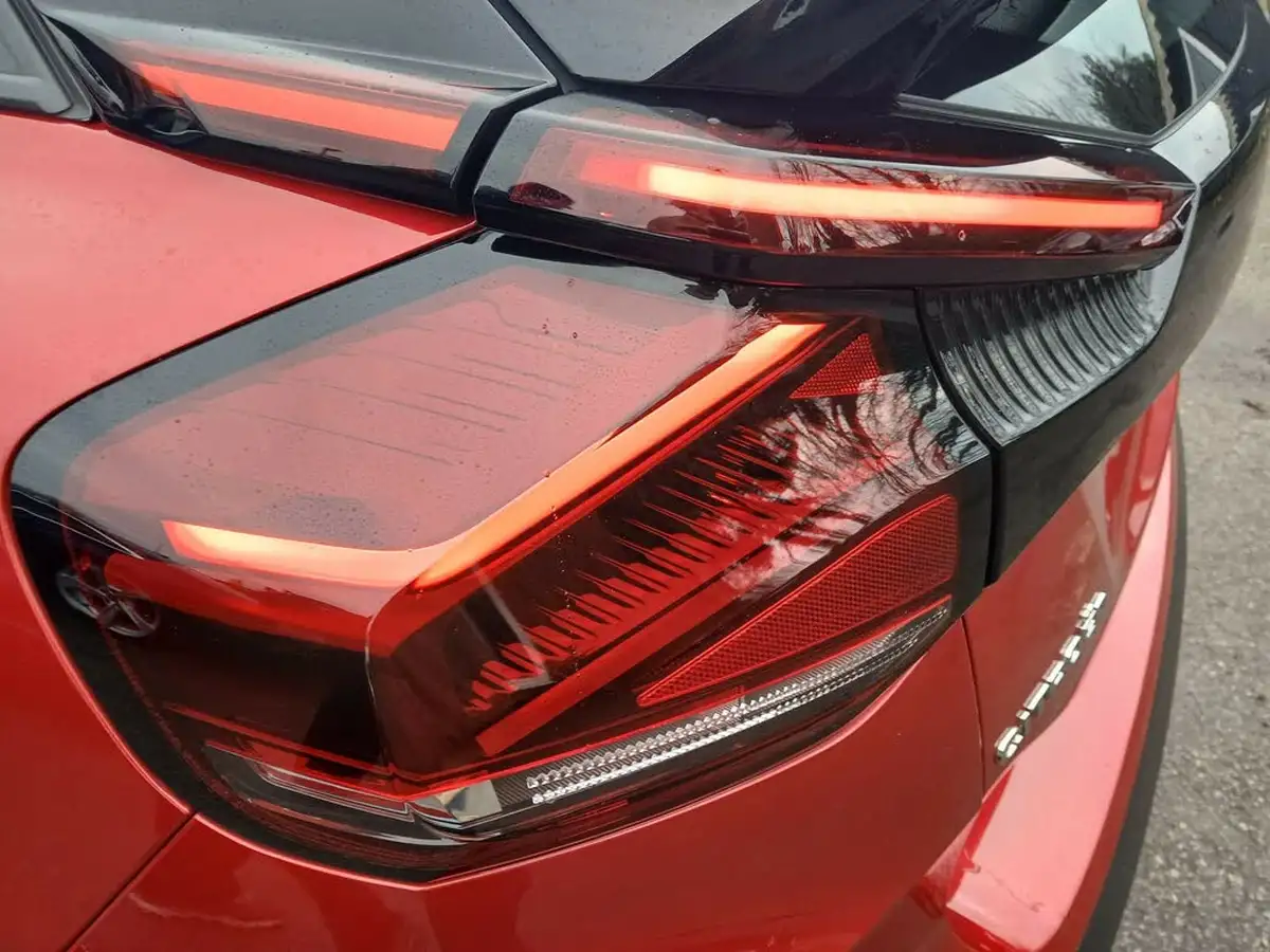 2021-citroen-c4-12-puretech-sense-plus-big-41