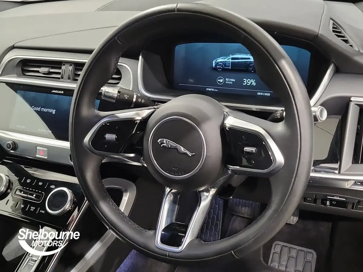 2021-jaguar-i-pace-ev400-black-big-3