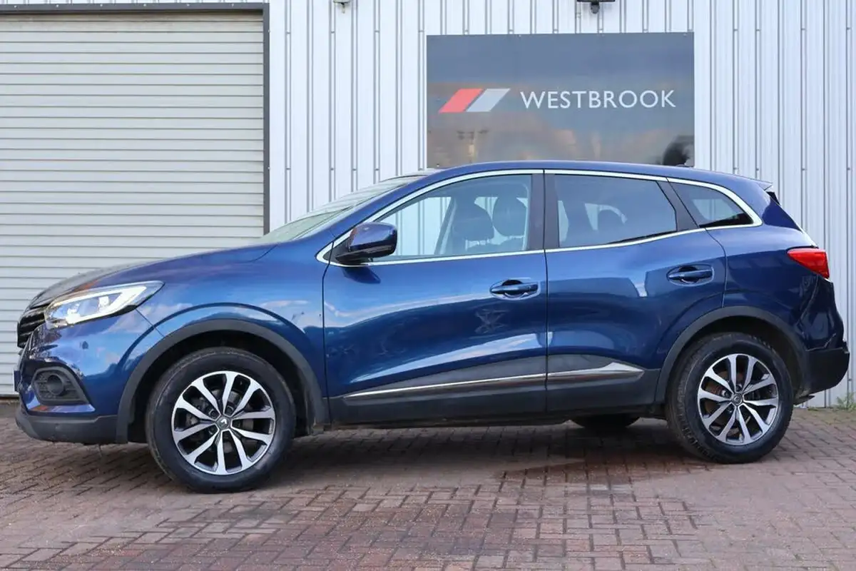 2021-renault-kadjar-13-tce-iconic-140bhp-1333cc-big-4
