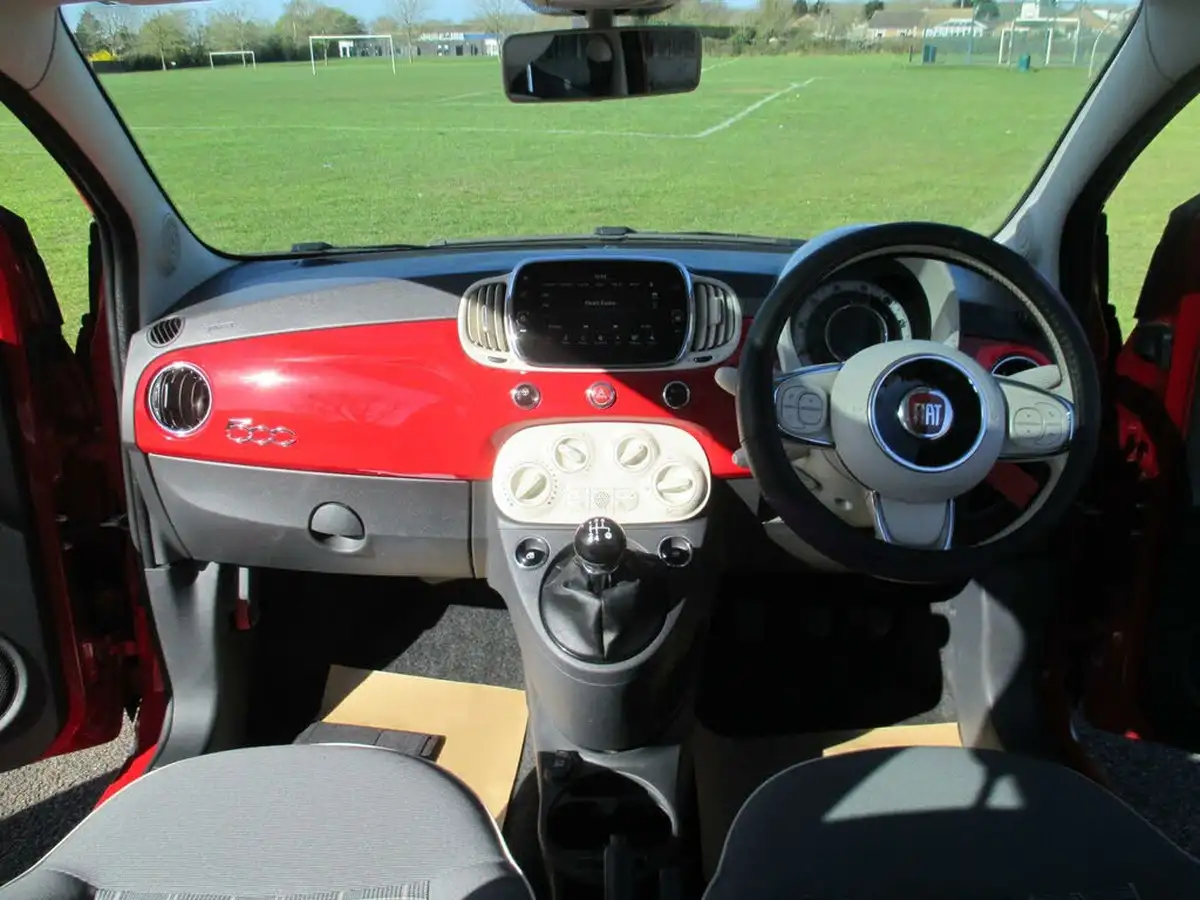 2017-fiat-500-12-lounge-big-13