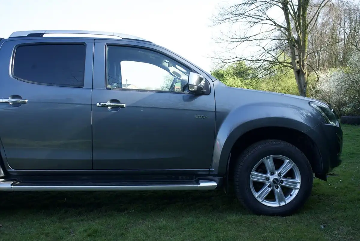 2018-isuzu-d-max-19td-utah-big-35