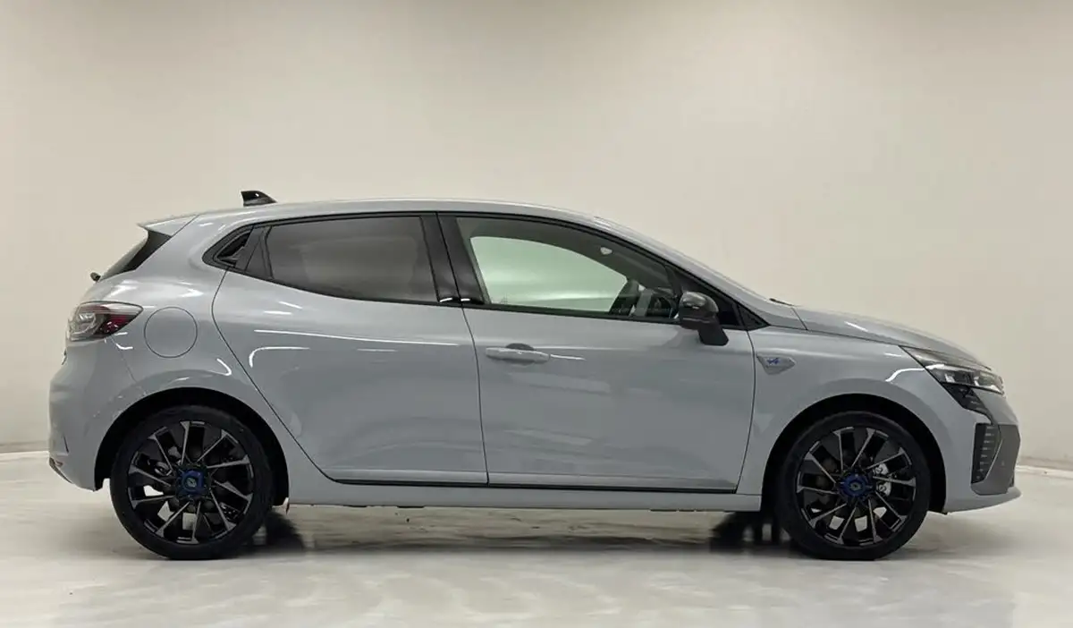 2024-renault-clio-16-esprit-alpine-big-5