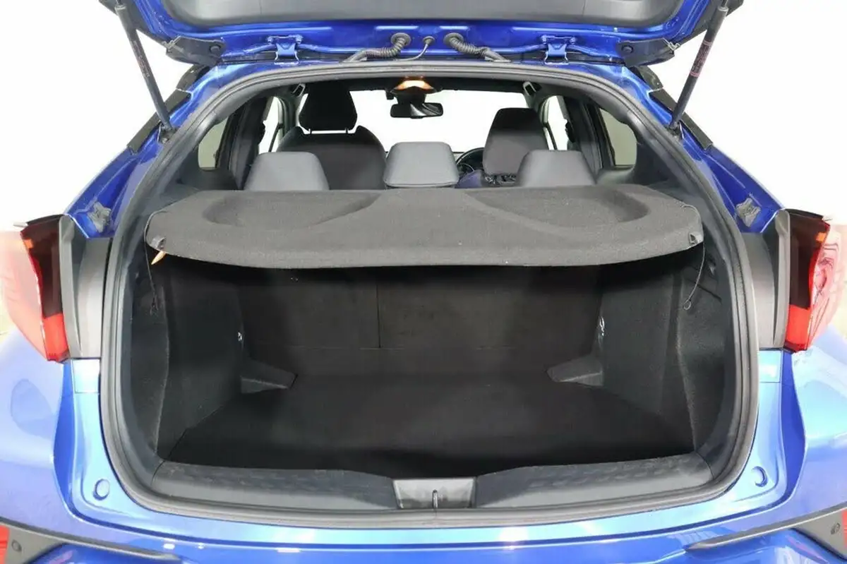 2020-toyota-c-hr-18-vvt-i-dynamic-big-40