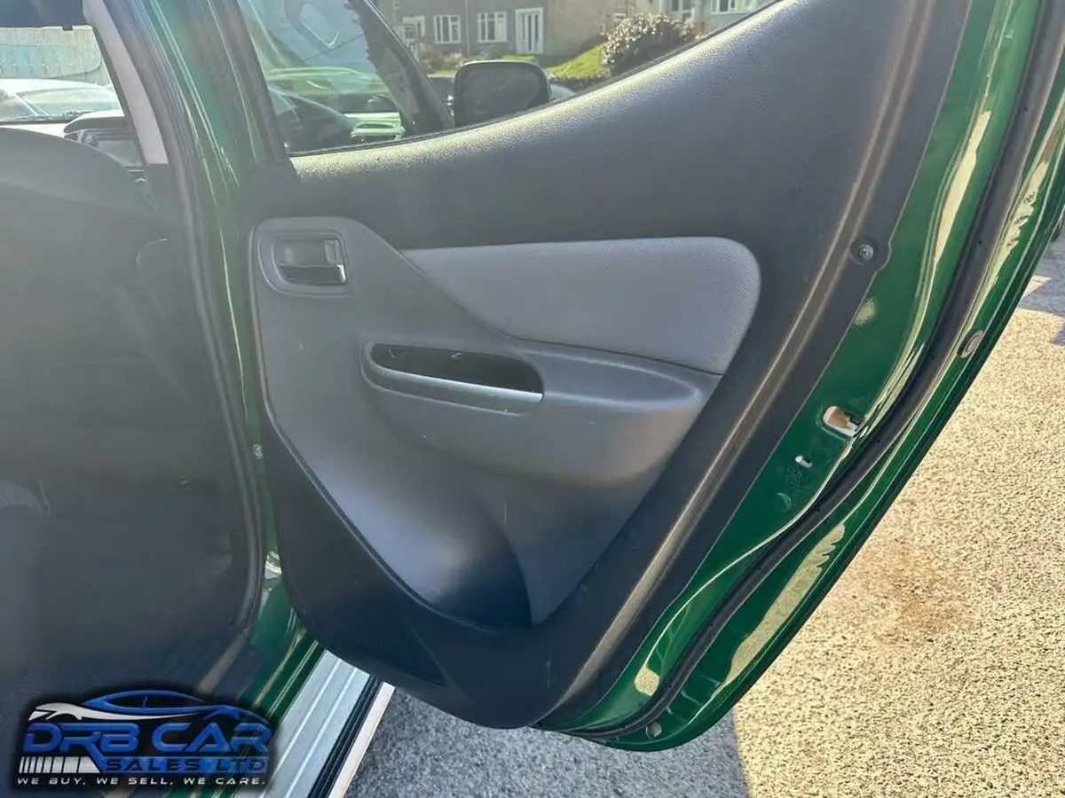 2019-mitsubishi-l200-24di-d-titan-eu6b-big-20