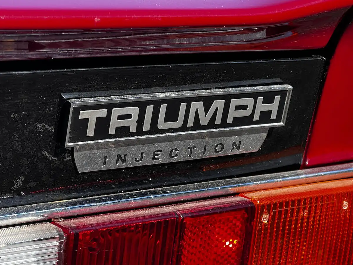 1971-triumph-tr6-convertible-big-45