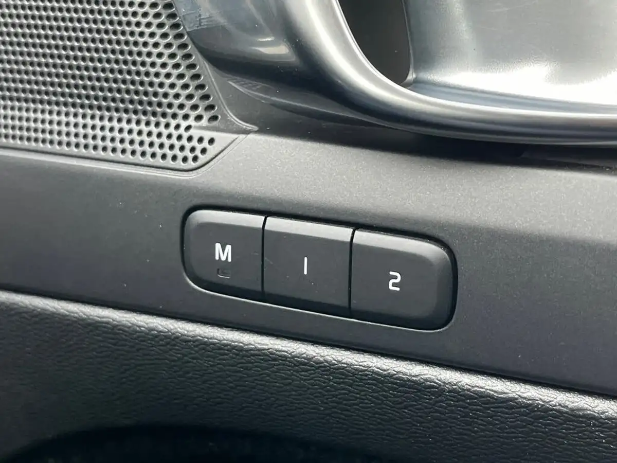 2021-volvo-xc40-20-b4-inscription-pro-194bhp-auto-big-26