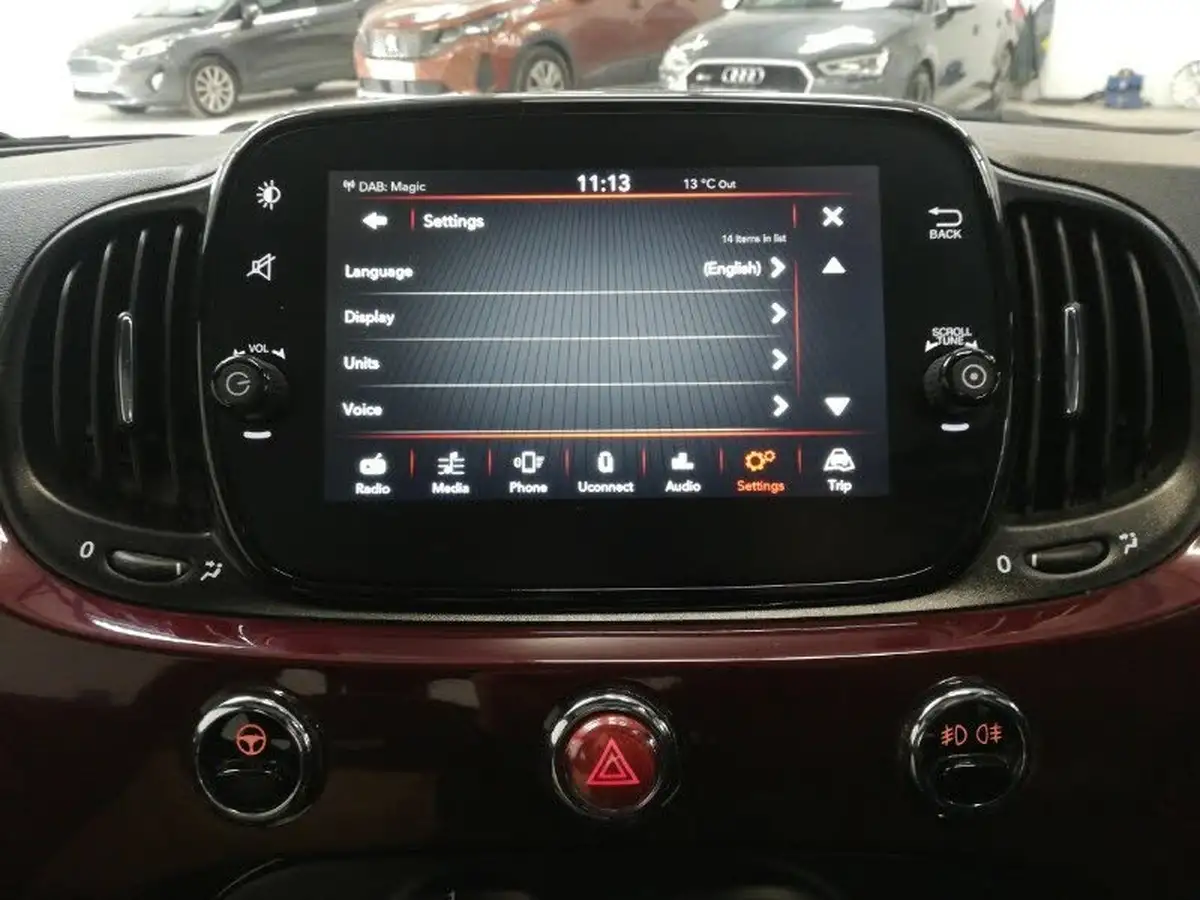 2021-fiat-500-10-lounge-big-14