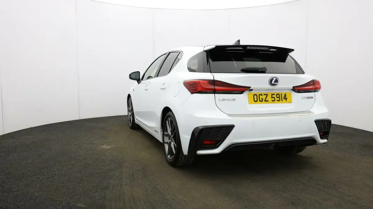 2019-lexus-ct-200h-18-f-sport-big-29