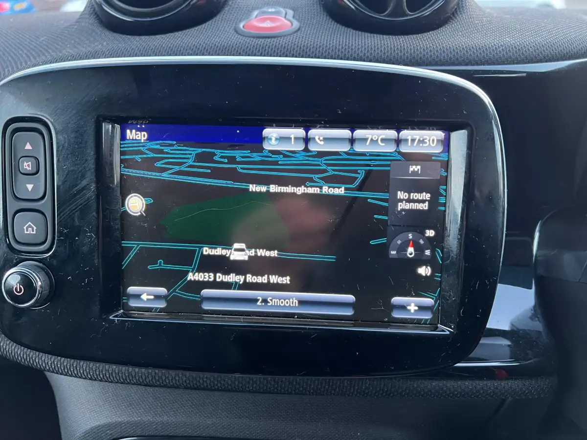 2020-smart-forfour-eq-prime-exclusive-big-28
