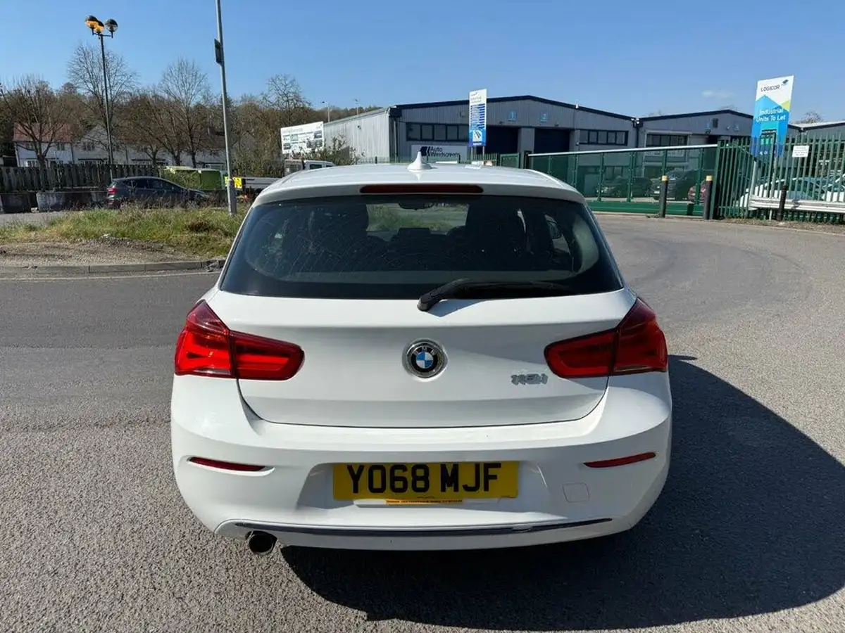 2018-bmw-1-series-15-118i-sport-5d-auto-big-4