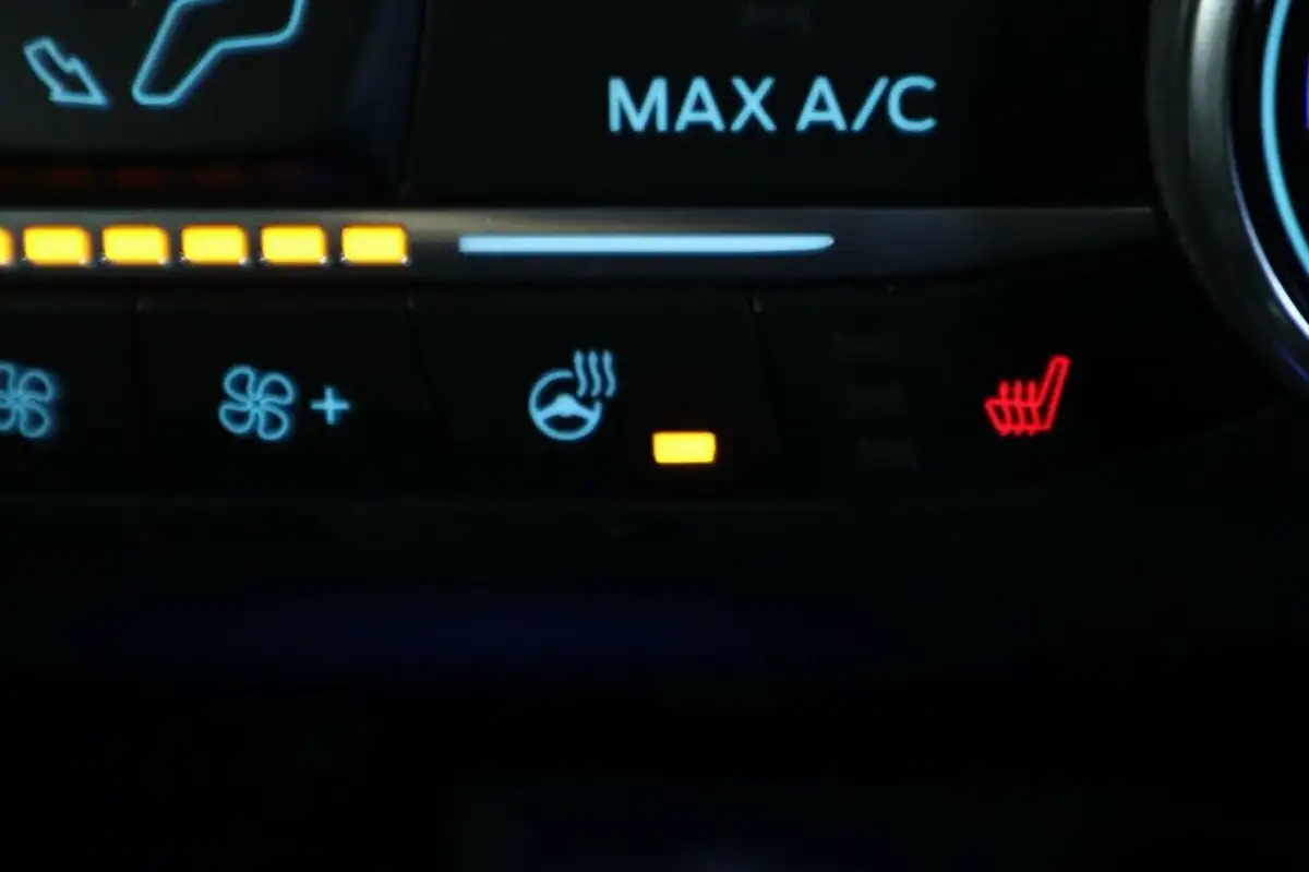 2019-ford-focus-20-st-hatchback-big-48