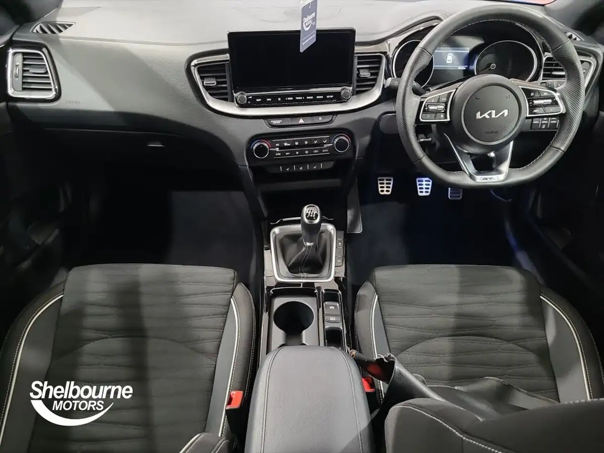 2024-kia-ceed-15-t-gdi-gt-line-138bhp-big-15