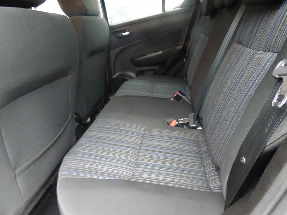 2016-suzuki-swift-12-sz4-94ps-nav-5d-at-big-8