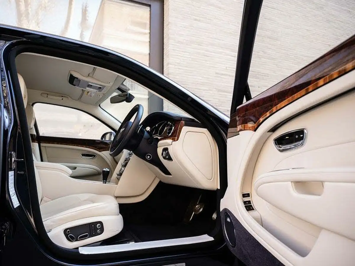 2019-bentley-mulsanne-big-44