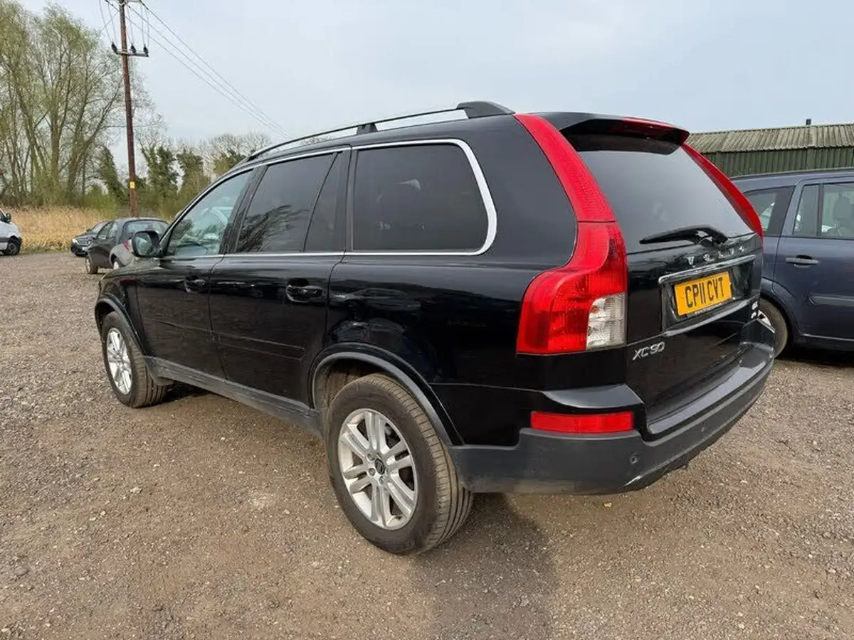 2011-volvo-xc90-24td-d5-se-200ps-geartronic-big-5