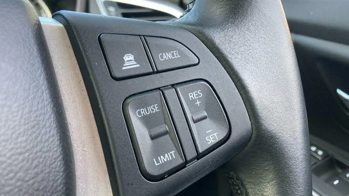2023-suzuki-s-cross-14-boosterjet-motion-big-8