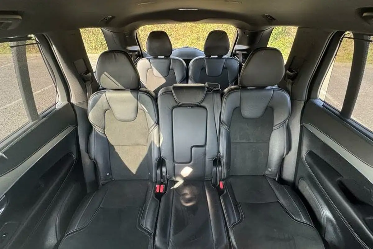 2020-volvo-xc90-20-t8-r-design-twin-engine-big-19