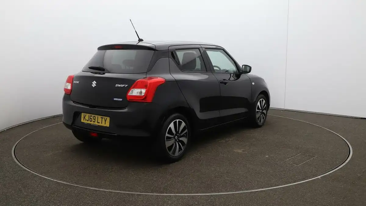 2020-suzuki-swift-12-dualjet-sz-t-90ps-1242cc-big-47