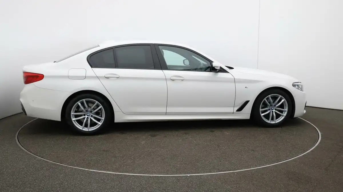 2020-bmw-5-series-20td-520d-m-sport-190ps-mht-saloon-4d-big-8