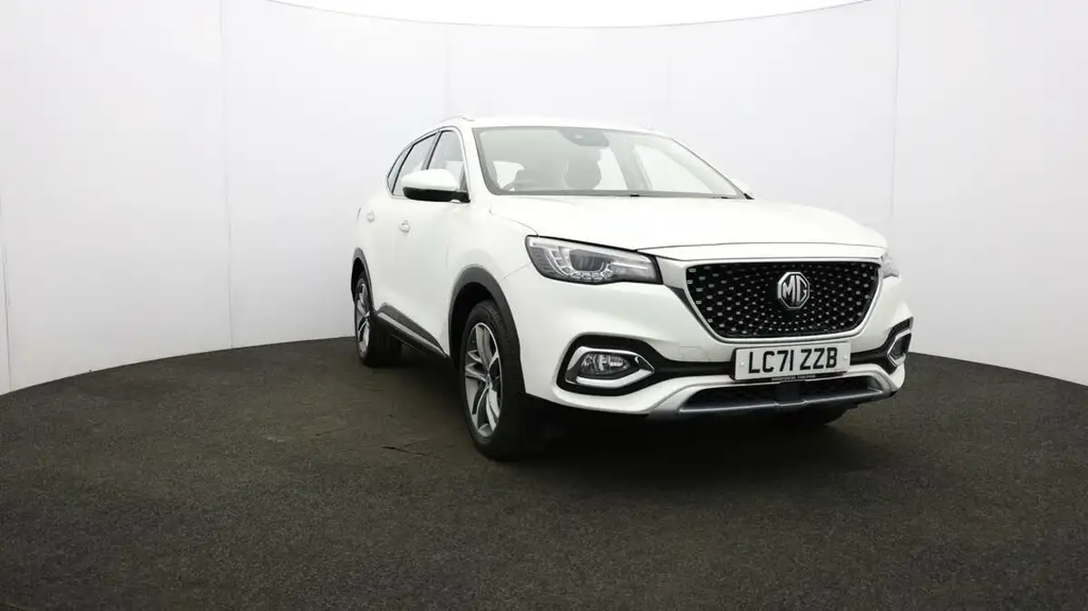 2021-mg-hs-15t-gdi-excite-162ps-big-38