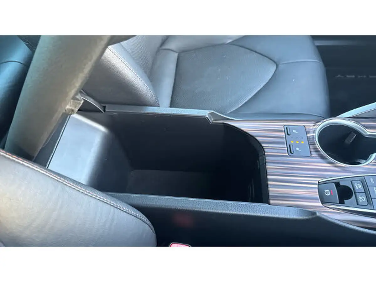 2020-toyota-camry-25-vvt-i-excel-big-37