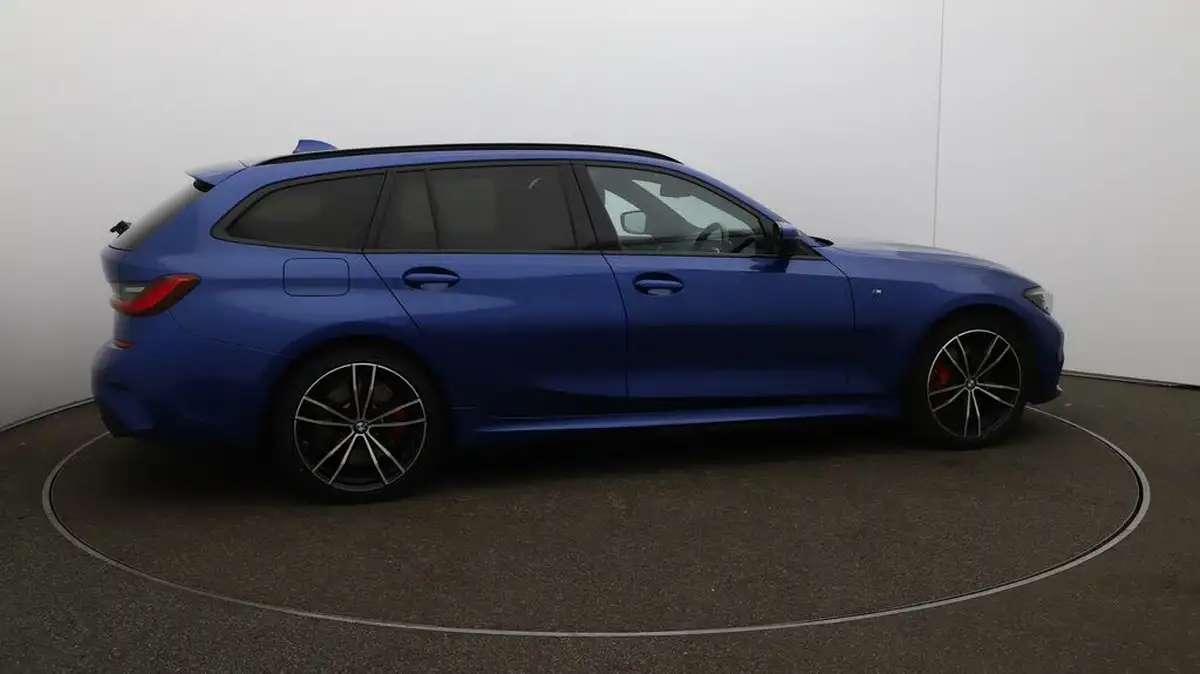 2021-bmw-3-series-20-330e-m-sport-touring-5d-big-42