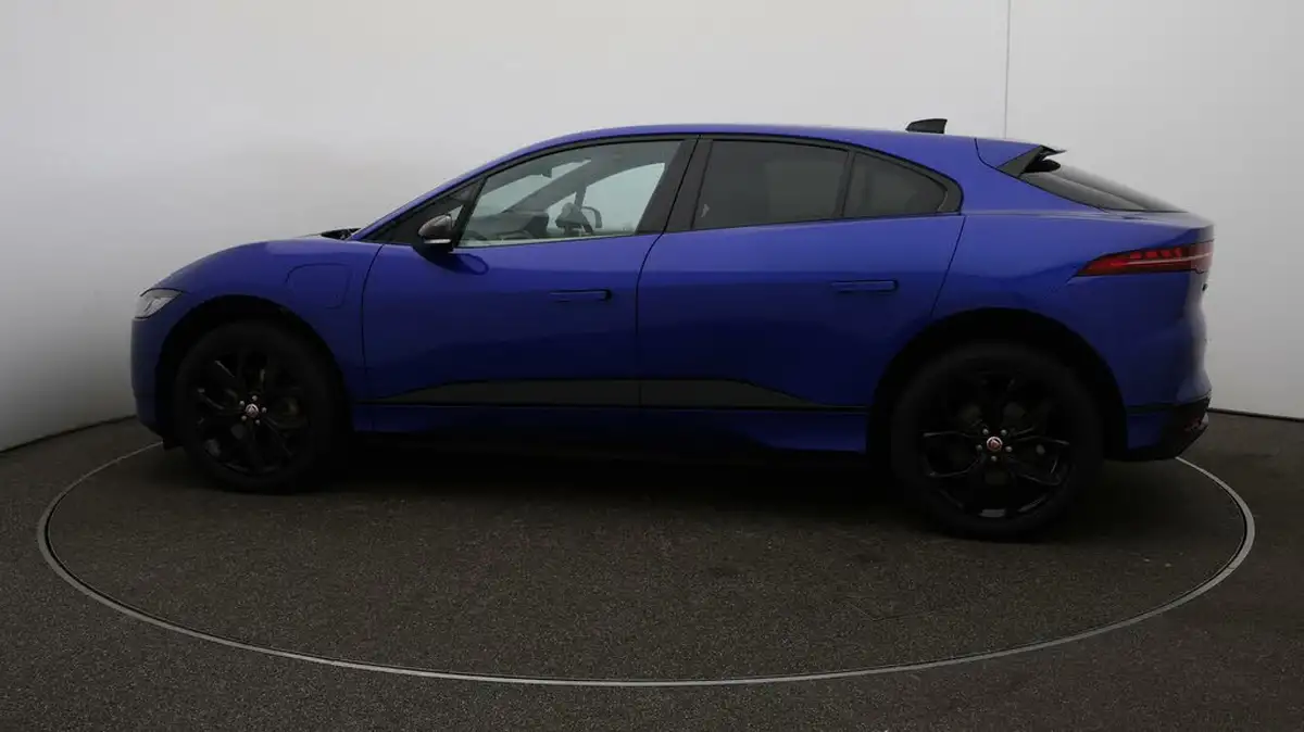 2022-jaguar-i-pace-ev400-hse-black-big-56