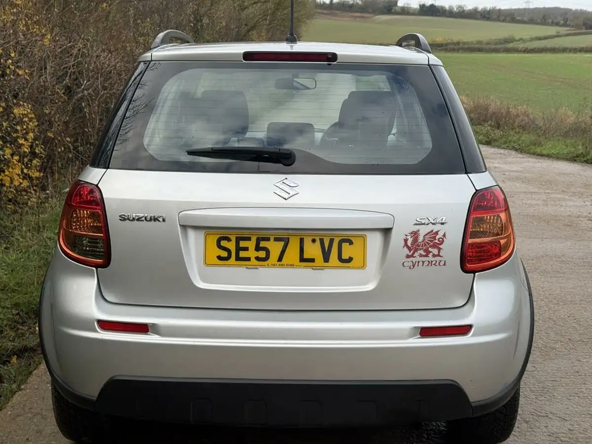2008-suzuki-sx4-16-gl-big-4