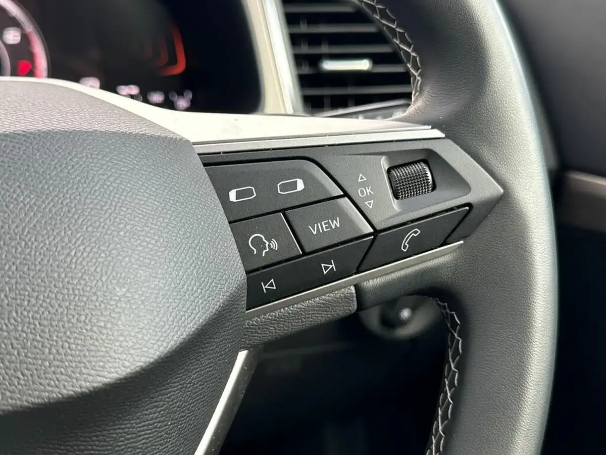 2024-seat-ateca-15-ecotsi-xperience-dsg-big-20