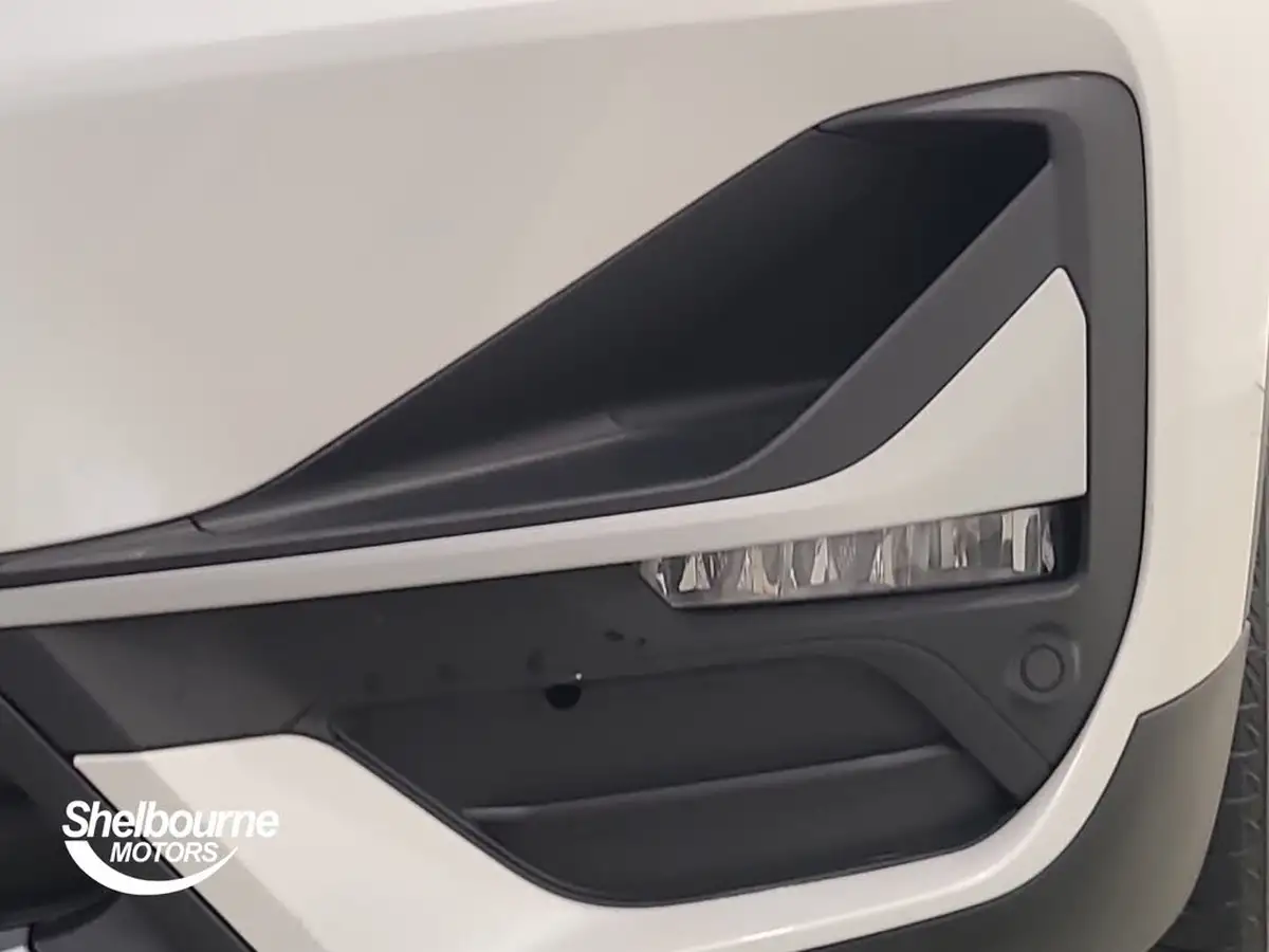 2021-bmw-x1-15-sdrive18i-xline-big-23