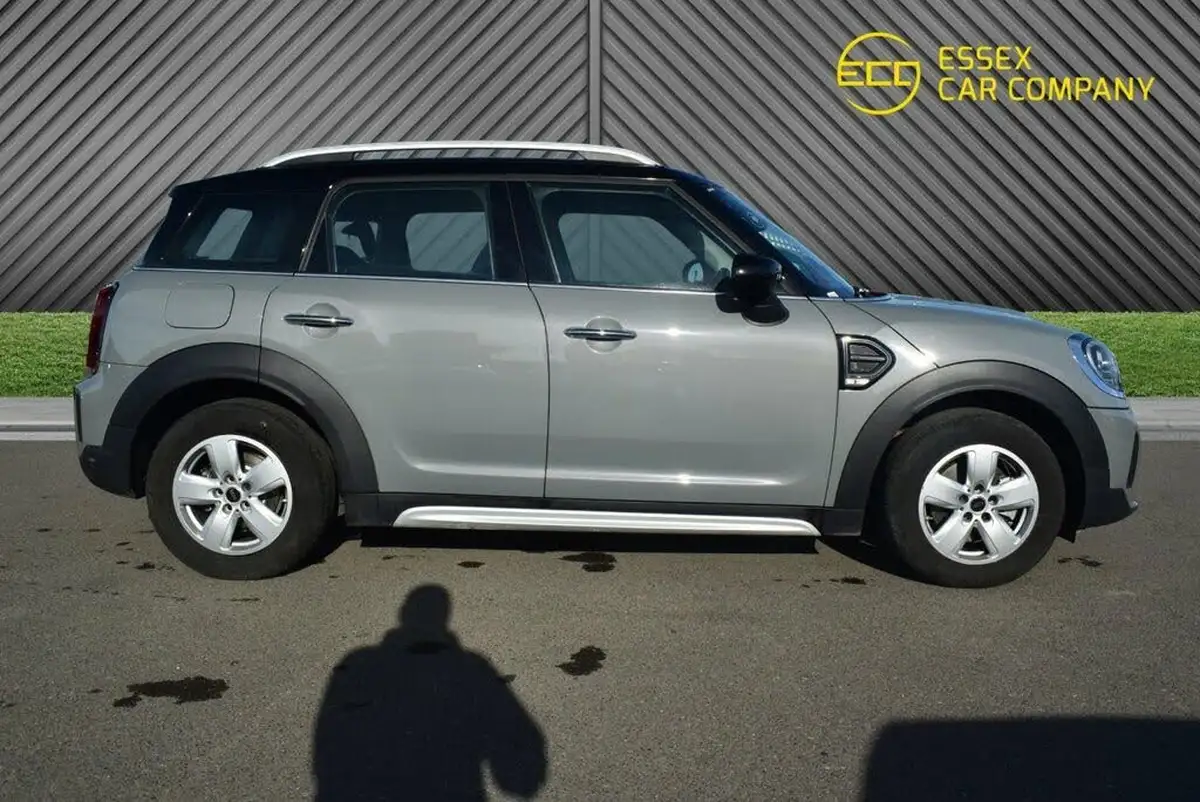 2022-mini-countryman-15-cooper-classic-big-6