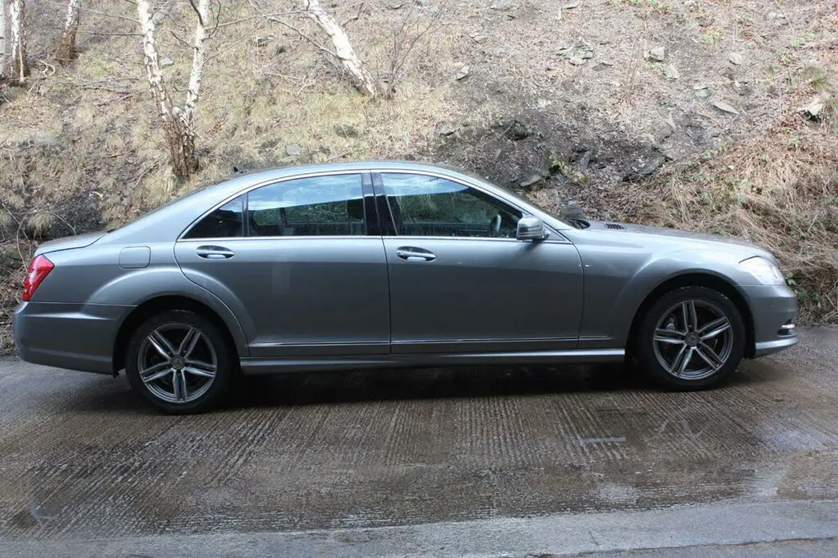 2013-mercedes-benz-s-class-30cdi-s350-bluetec-l-amg-sport-edition-big-5