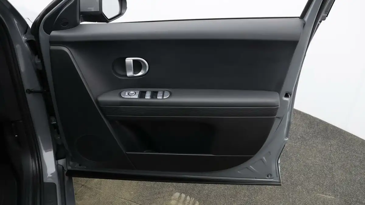 2023-hyundai-ioniq-5-e-premium-228ps-77kwh-rwd-big-7