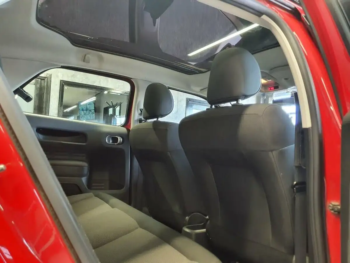 2016-citroen-c4-cactus-12-puretech-feel-110ps-ss-big-27
