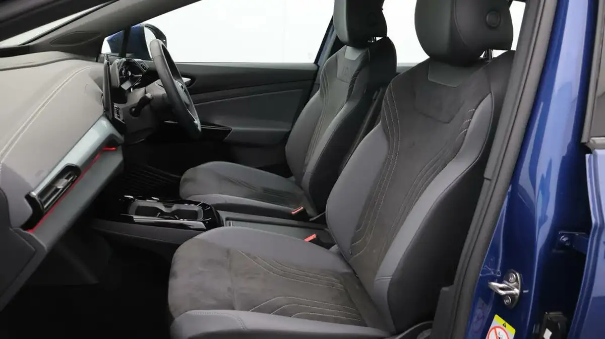 2023-volkswagen-id4-e-life-edition-170ps-52kwh-pure-performance-big-14