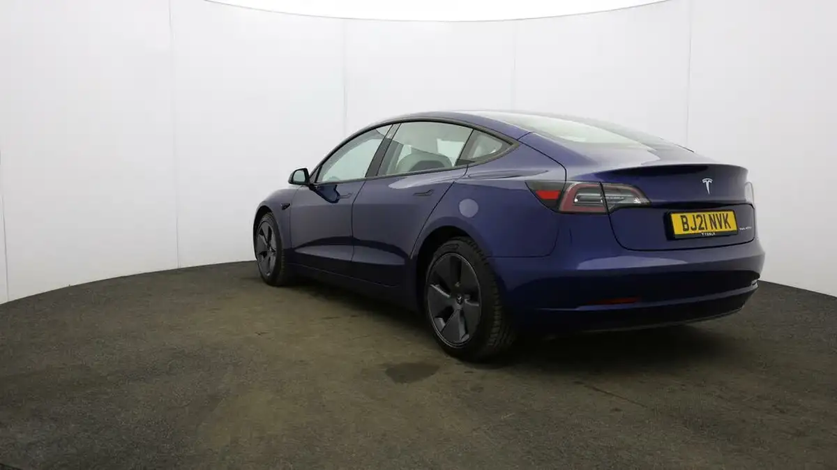 2021-tesla-model-3-e-long-range-4x4-big-41