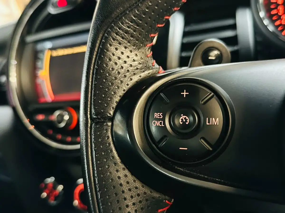 2019-mini-cooper-20-cooper-s-sport-189bhp-hatchback-3d-auto-big-42