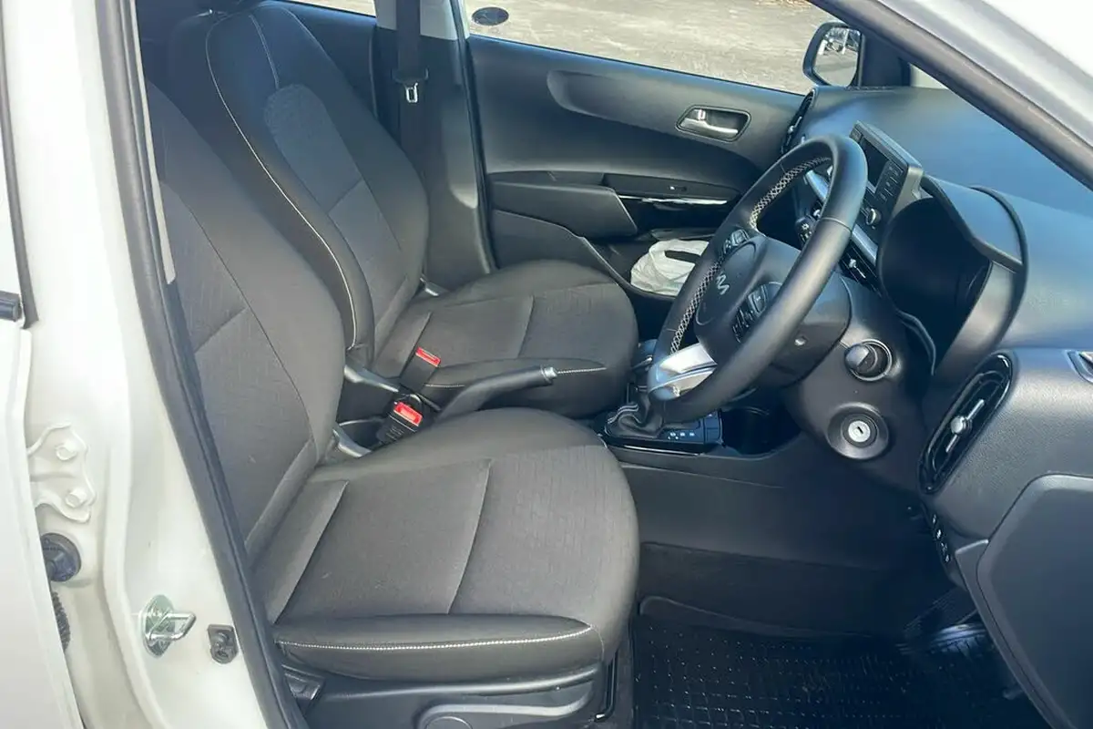 2023-kia-picanto-10-2-auto-seq-big-24