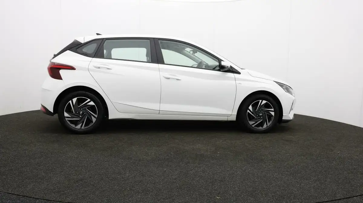 2022-hyundai-i20-10-t-gdi-se-connect-eclutch-imt-big-30