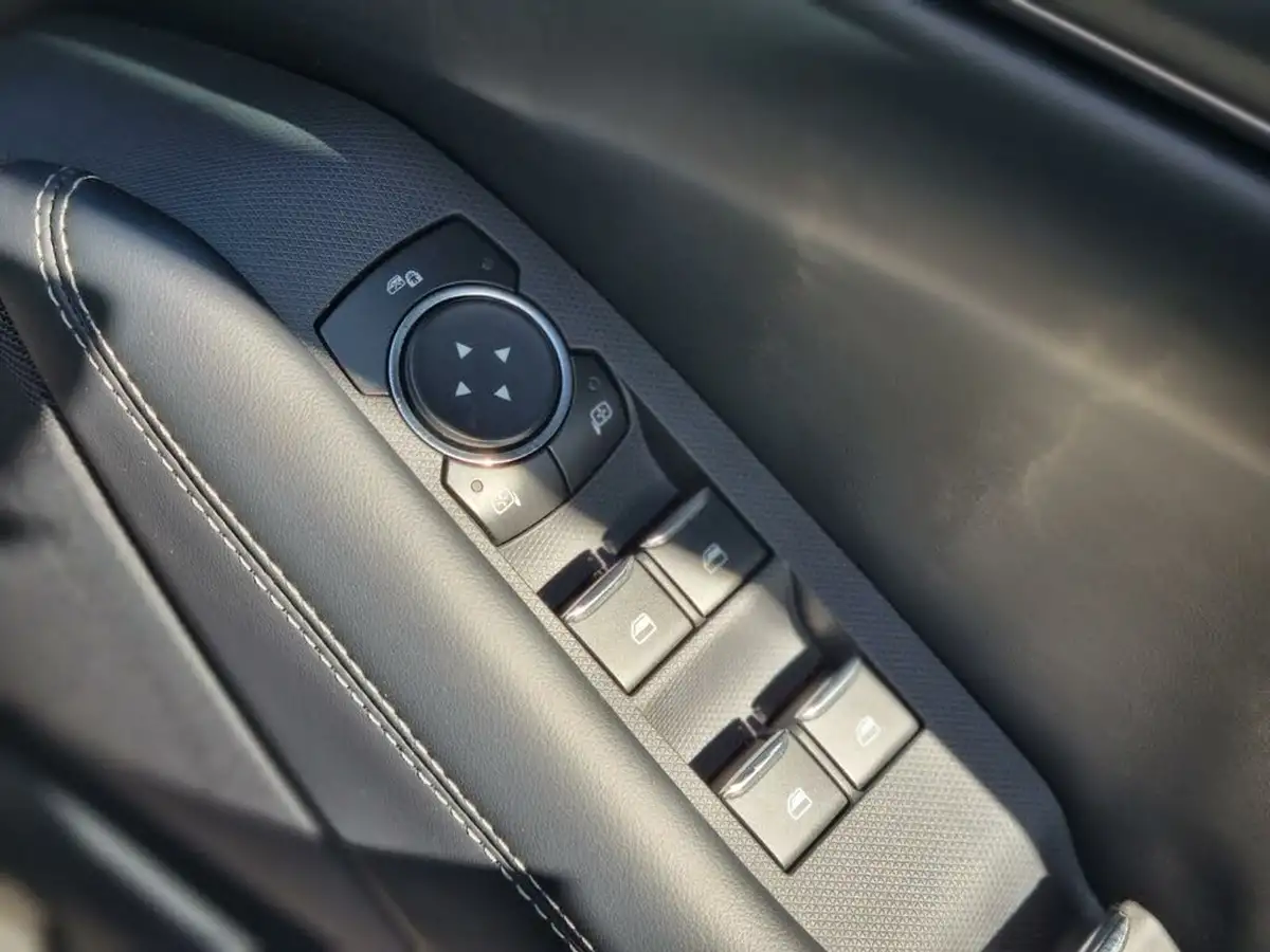 2021-ford-mustang-mach-e-e-standard-range-70kwh-big-14