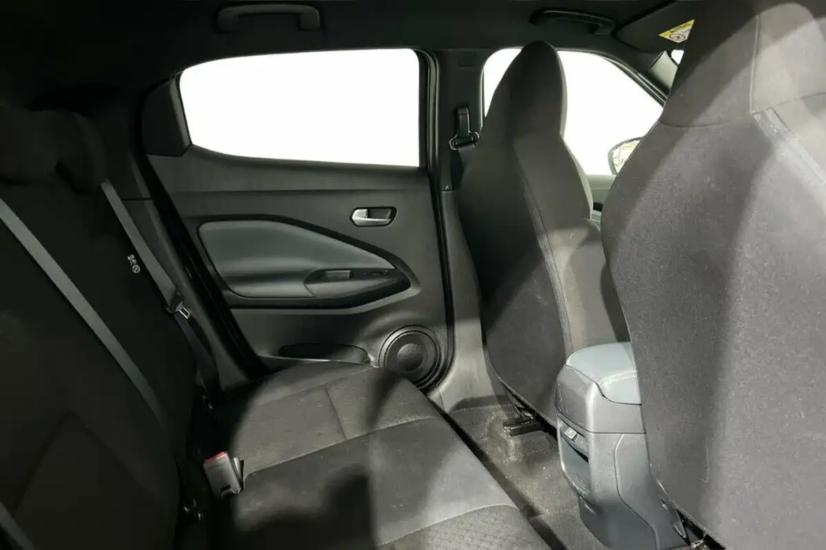 2021-nissan-juke-10-dig-t-n-connecta-big-7
