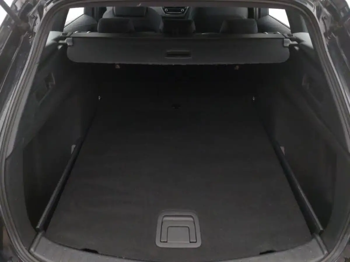2022-toyota-corolla-18-vvt-i-icon-120bhp-spare-wheel-touring-sports-5d-big-7